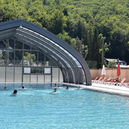 Hotel Domaine Du Lac Chambon Murol Exteriér fotografie